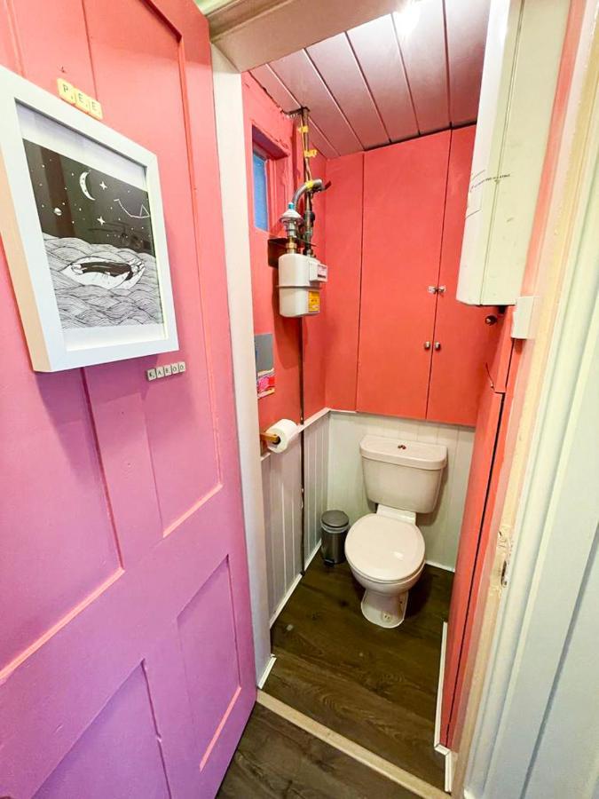 Open Plan 2 Bed Apt, Near Edinburgh Castle Exterior photo
